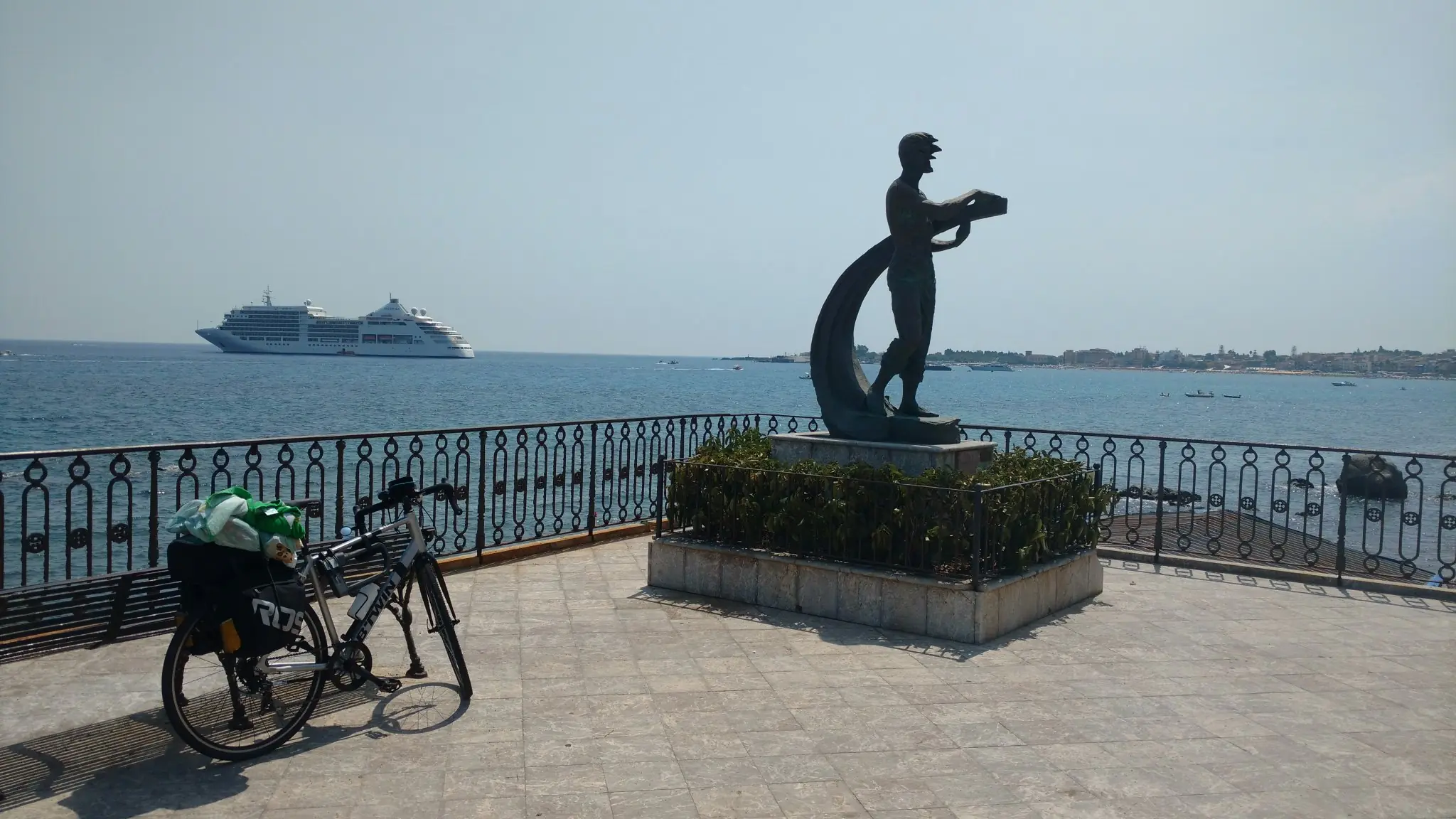 Fui a pasear en bici a Italia y te muestro. Padrino bonus!