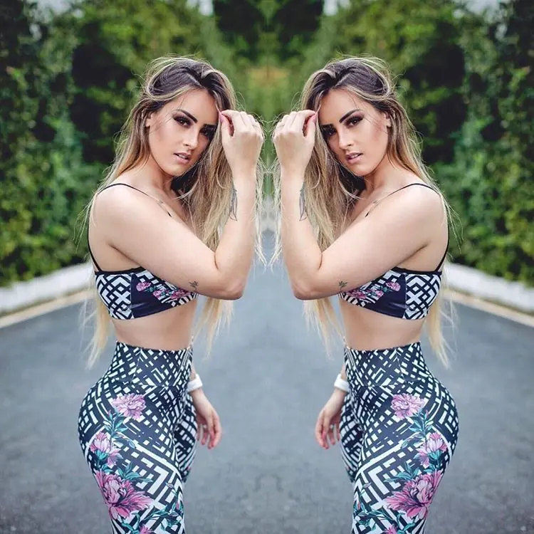 Julia Hennesy, Gordibuena de 19 años impresionante