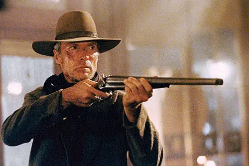 ¿Qué pasaría si te comportaras como Clint Eastwood?