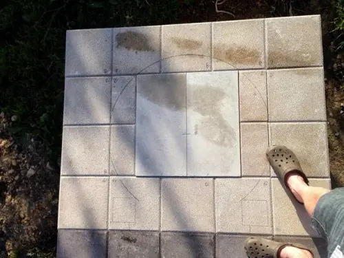 Mirá lo que hizo en el patio de su casa