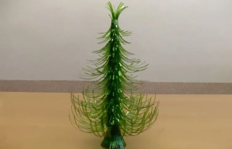 No tenes para arbolitos navideños, adornos? usa la cabeza!