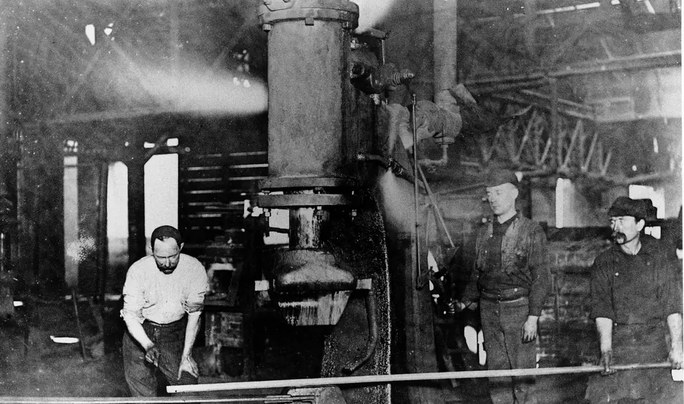 Los fines de semana son de 2 días por la resaca, entra