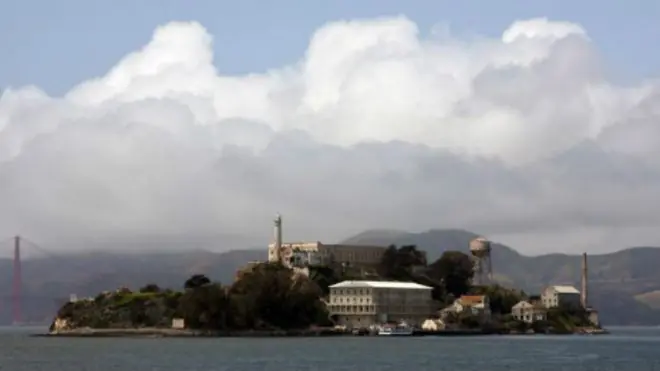 Que es Alcatraz y por que cerro? pasa!