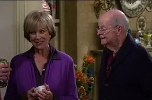 “Friends” V.S “How I Met Your Mother”