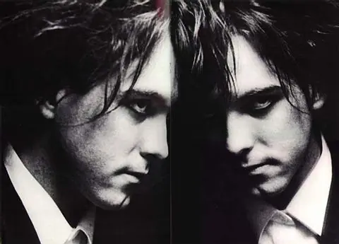 Feliz Cumpleaños Robert Smith + 10 Canciones Cure