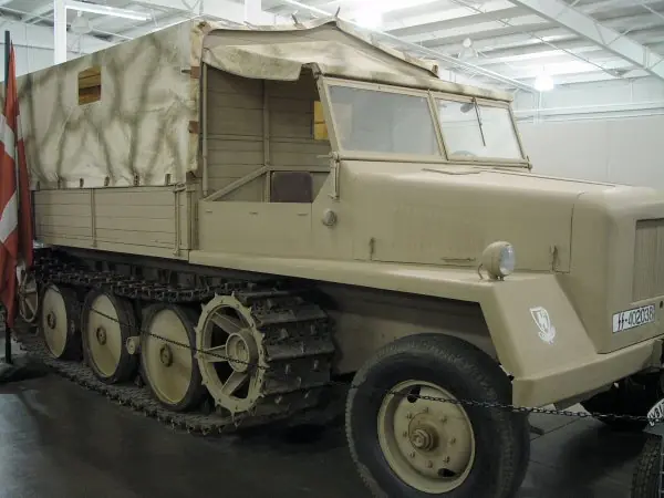 vehiculos desconocidos 2gm, schwere Wehrmacht Schlepper SWS