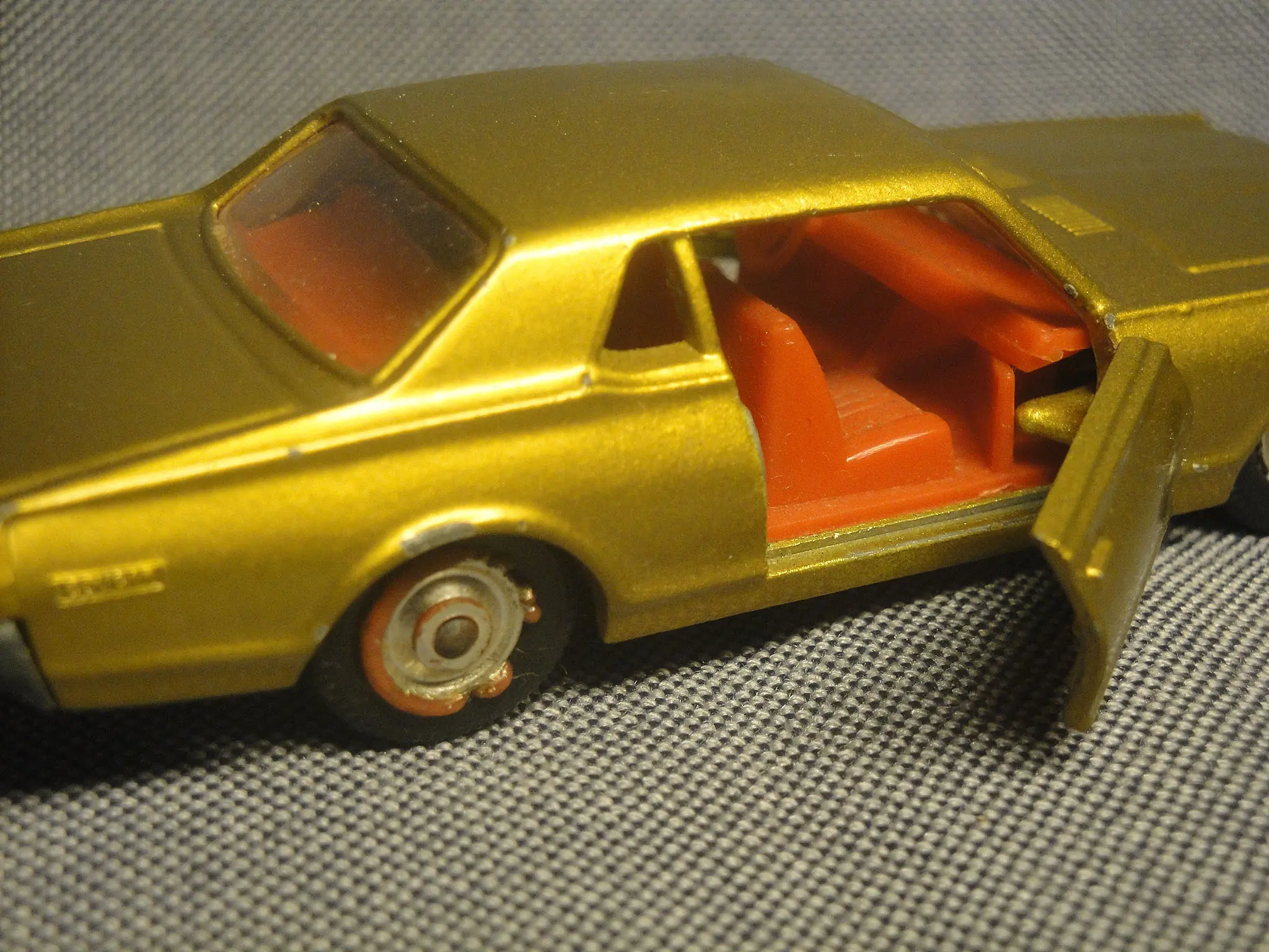 Mercury Cougar, otro King Size de Matchbox