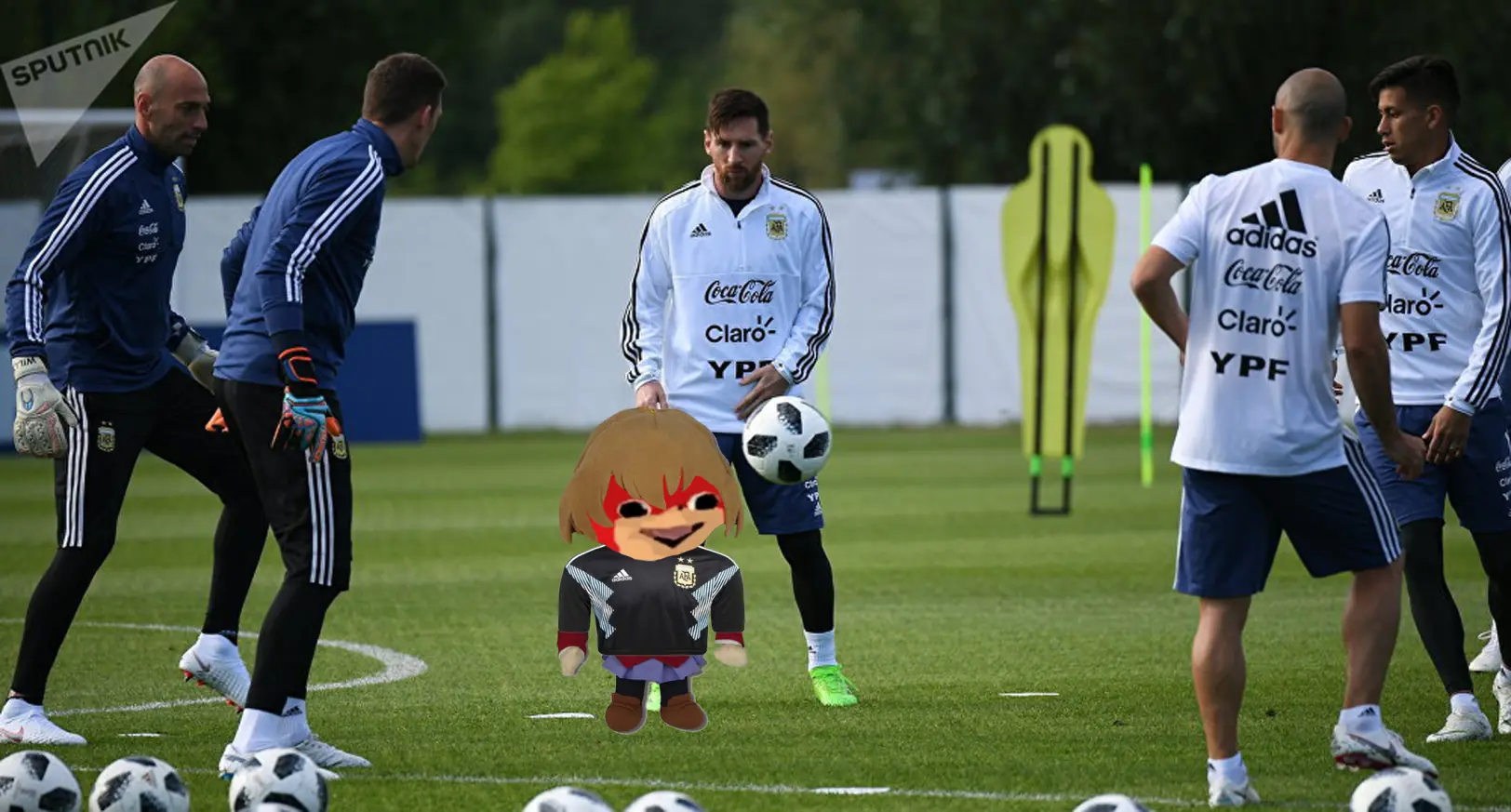 Messi el envidioso me encerró en el baño y te lo cuento