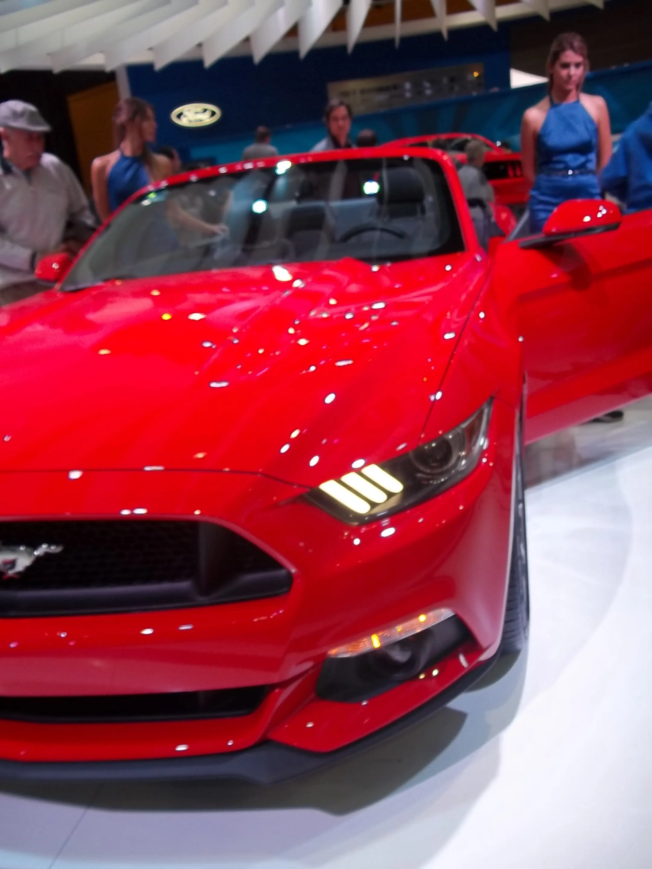 fui al salon del automovil y te lo muestro