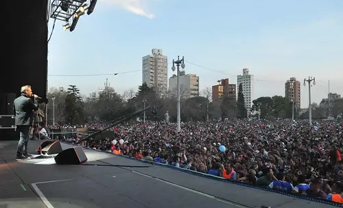 Bruera 2 millones para traer a Violeta recital ¿Y las obras