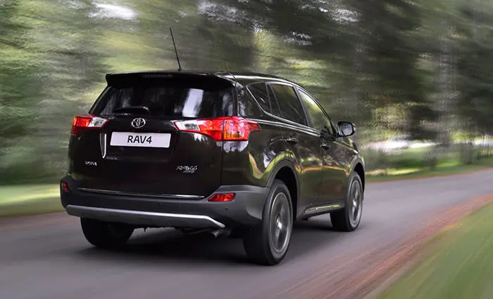 y estreno del 120D AWD