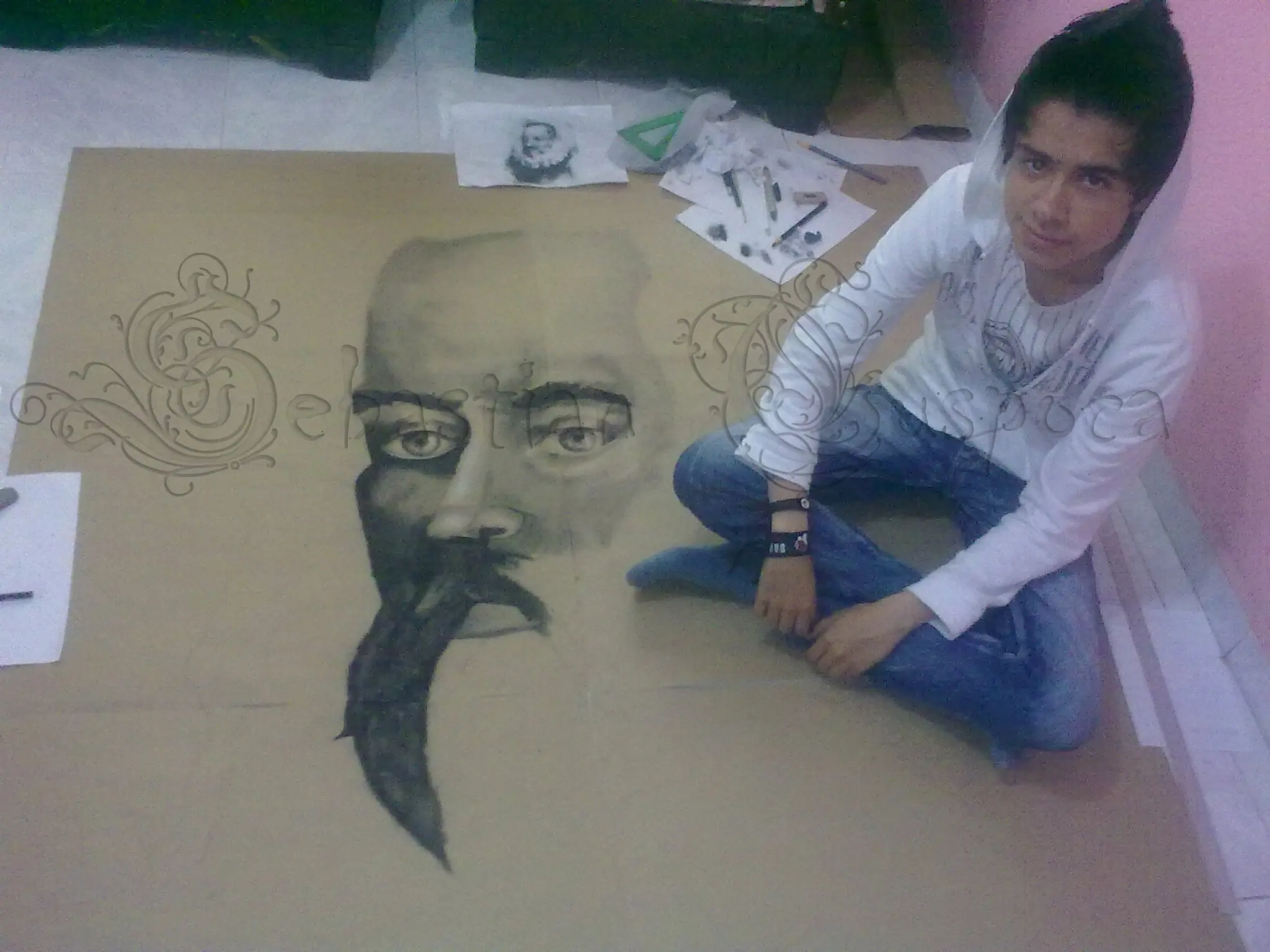 Dibujo a puro Carboncillo y Pastel Blanco