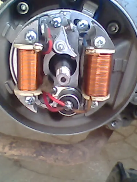 Instalacion CDI (chau platino) en una Zanella.