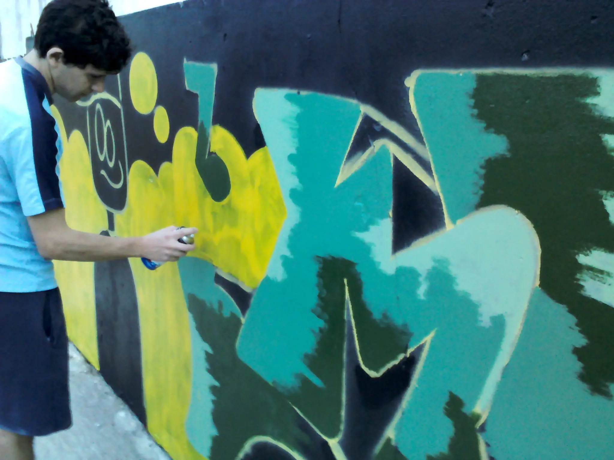 Traje Musica a mi escuela de la mano del Graffiti