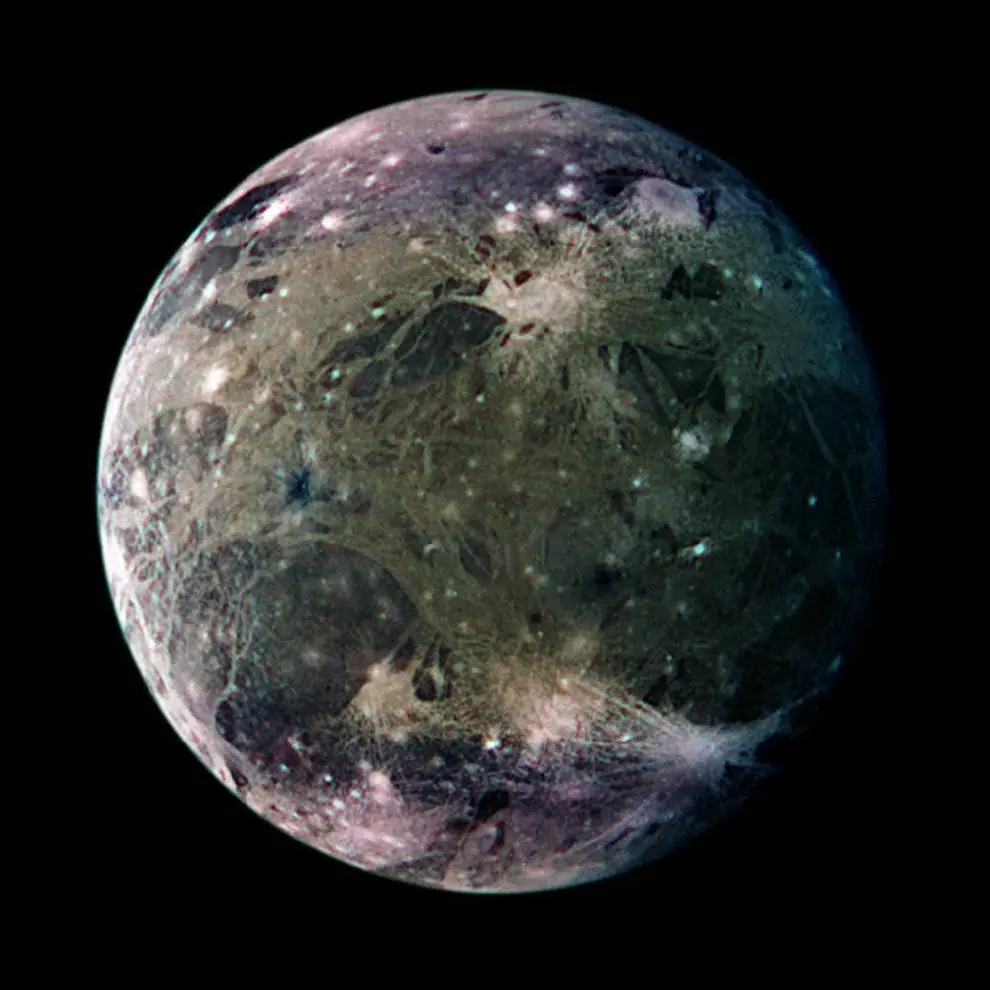 Io satelite