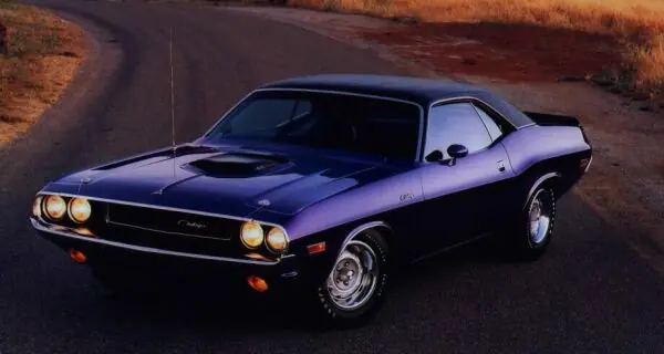 +5 si te gusta el dodge challenger