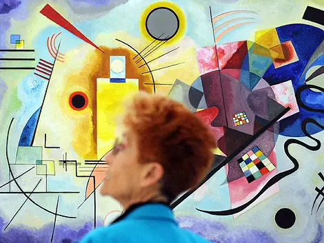 punto y linea sobre el plano