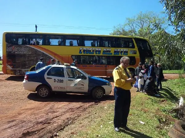 Misiones: un hombre vio fantasmas y se tiró de un micro
