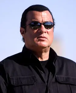 Hagamos top a un grande: Steven Seagal