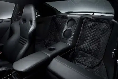 nisan GT-R