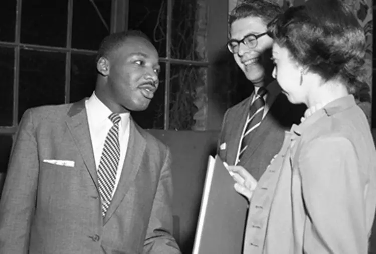 MARTIN LUTHER KING MARTIN LUTHER KING