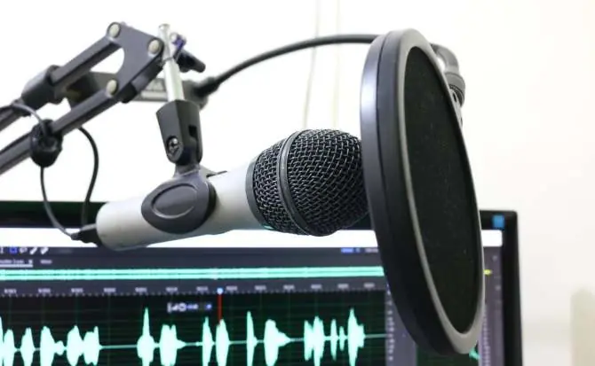 ¿No cantas bien? El auto-tune te lo afina