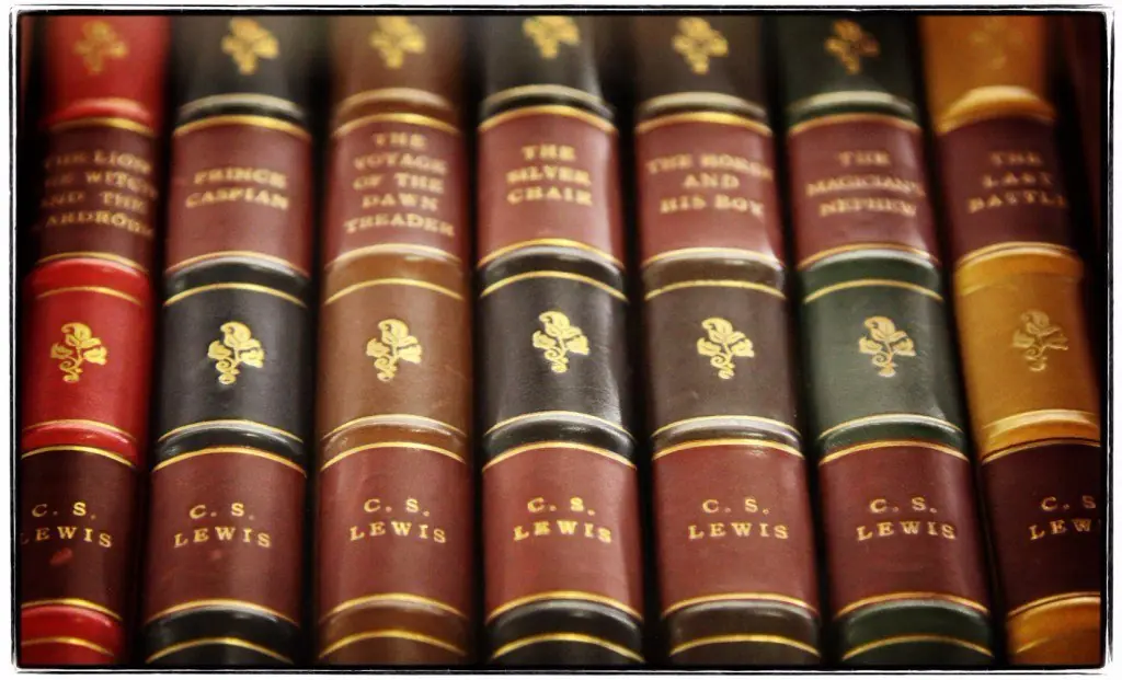 LEER LEER