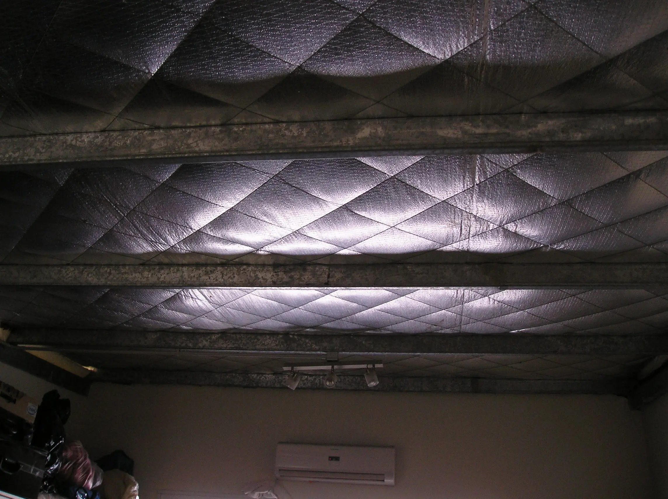 Me hice el Cielo Raso Baratito (1ra Parte)Techo de Chapa!!