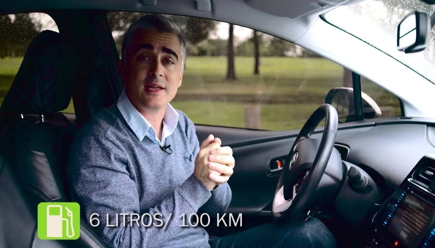 Cual es la diferencia de consumo entre un auto naftero y otro hibrido