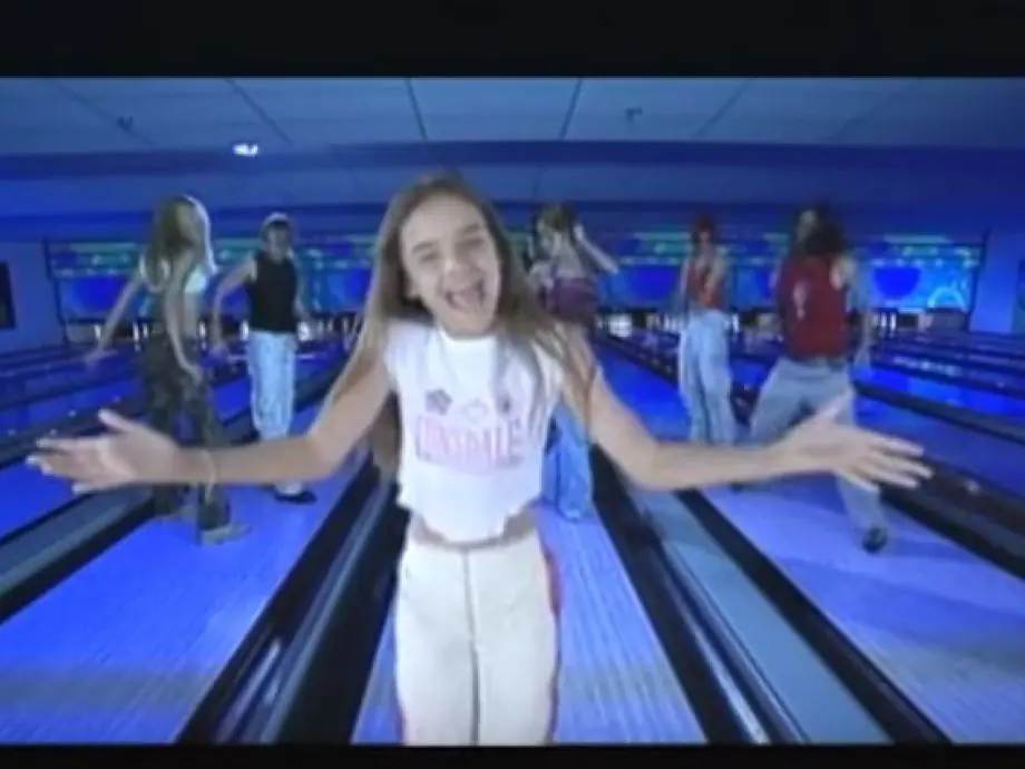 Así luce hoy Melody, la cantante de "El baile del gorila"