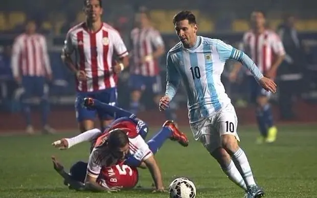 Estudiar en la universidad o capacitarte oficialmente?