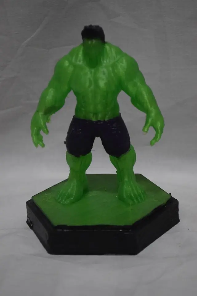 Tengo  impresoras 3D y te muestro lo que hago