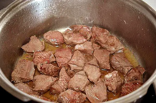 Goulash de ternera a la hungara