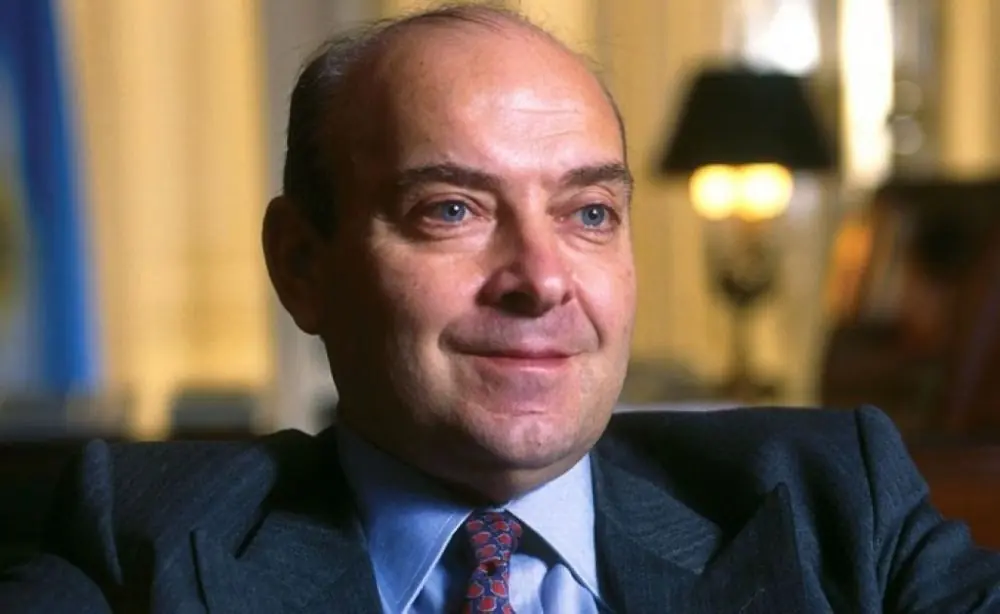 Cavallo seria el nuevo asesor de Macrì