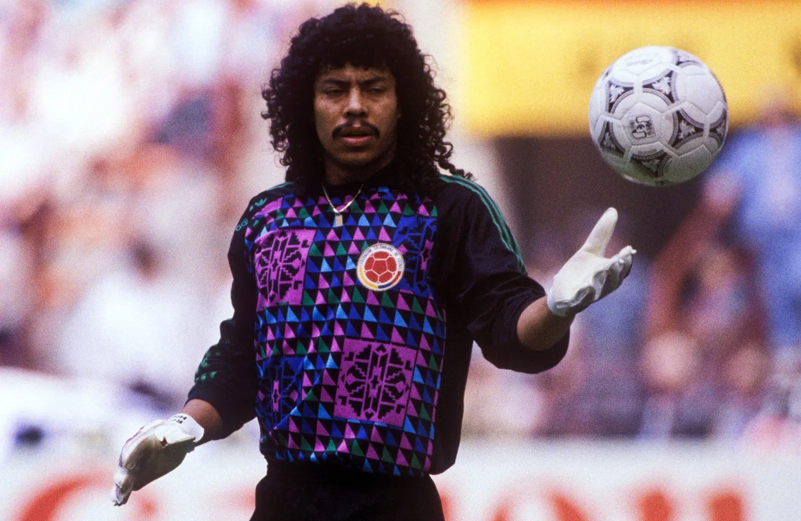 Compré la camiseta chiviada de Colombia y te la muestro