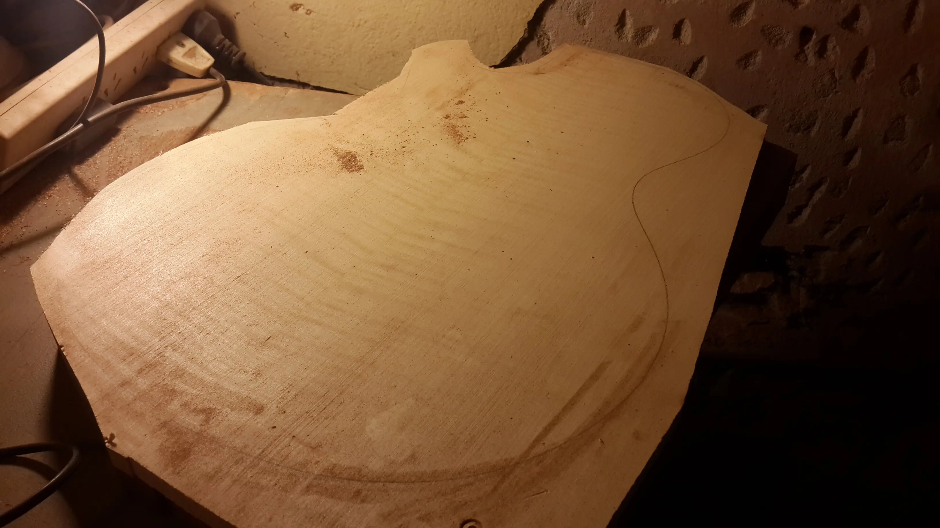 Me hice un guitarra electrica LP