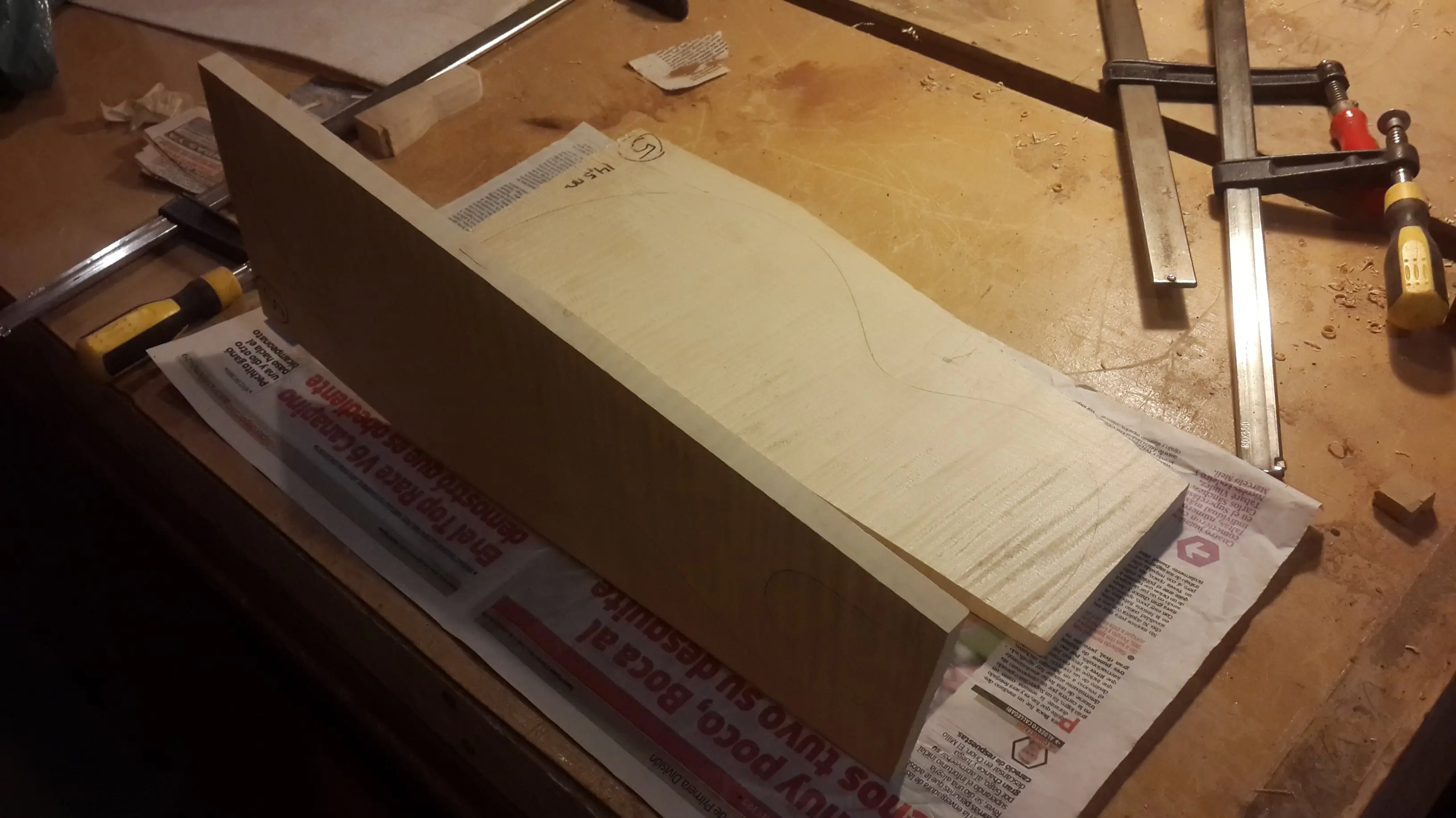 Me hice un guitarra electrica LP