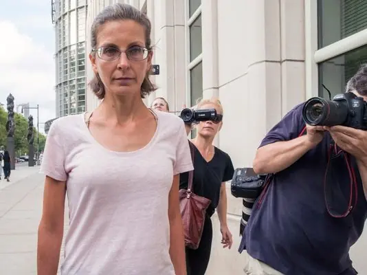 Liberaron a una millonaria que comandaba una secta