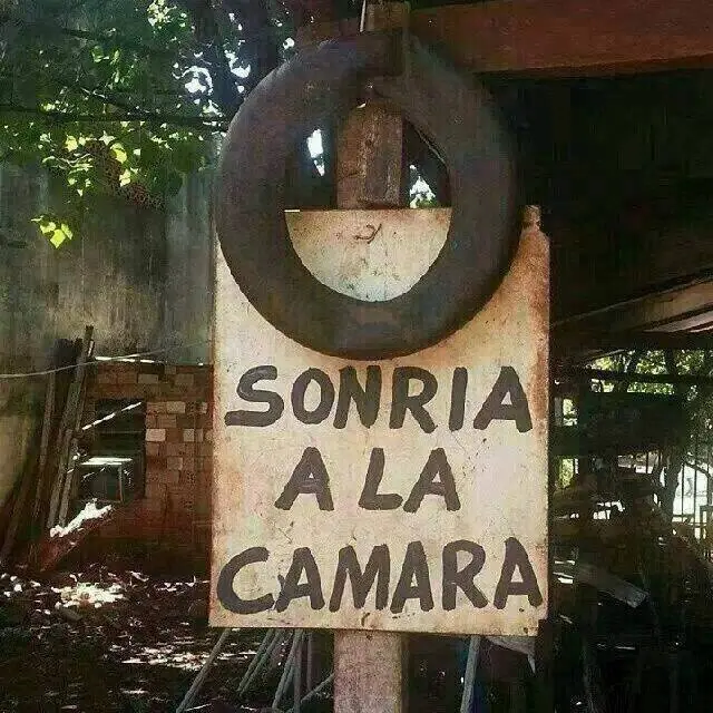 carteles agresivos