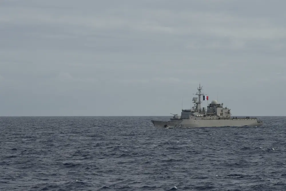 [ACH] Al Mando del Ejercicio Naval mas Grande del Mundo