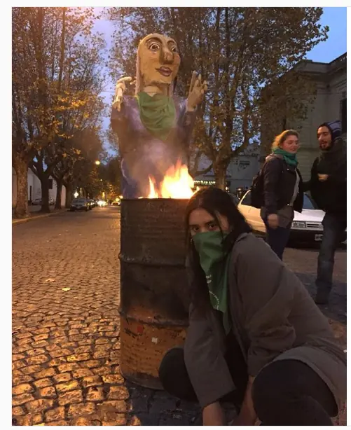 Feministas amenazan con sitiar la Capital Federal