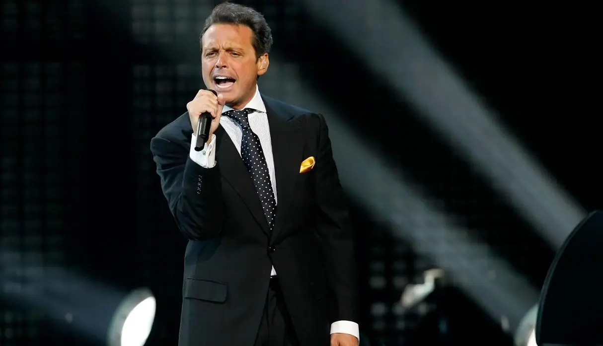Datos de Luis Miguel +1 por cada uno que no sabias Megapost