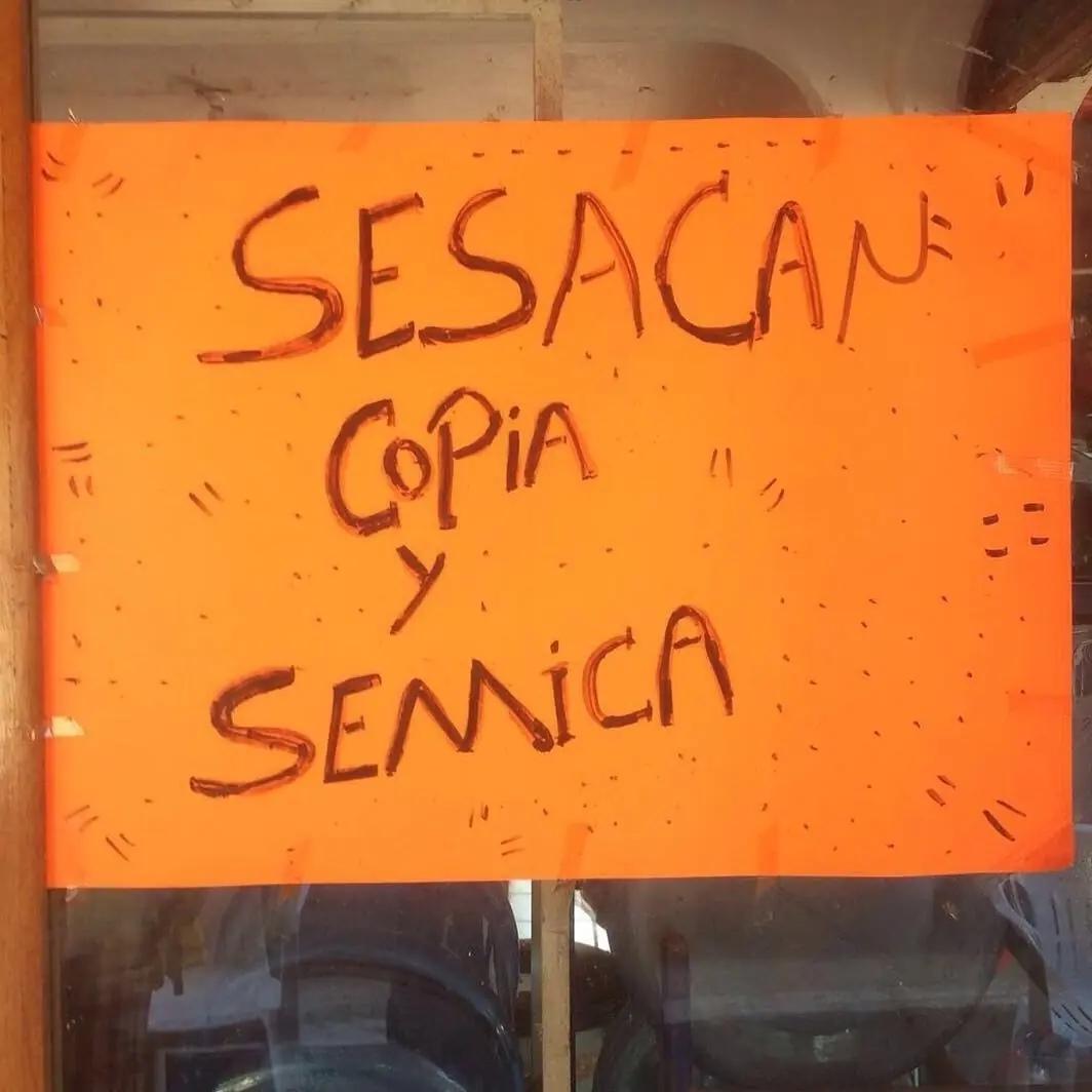 Martes de errores ortográficos, peligro de sangrado de ojo