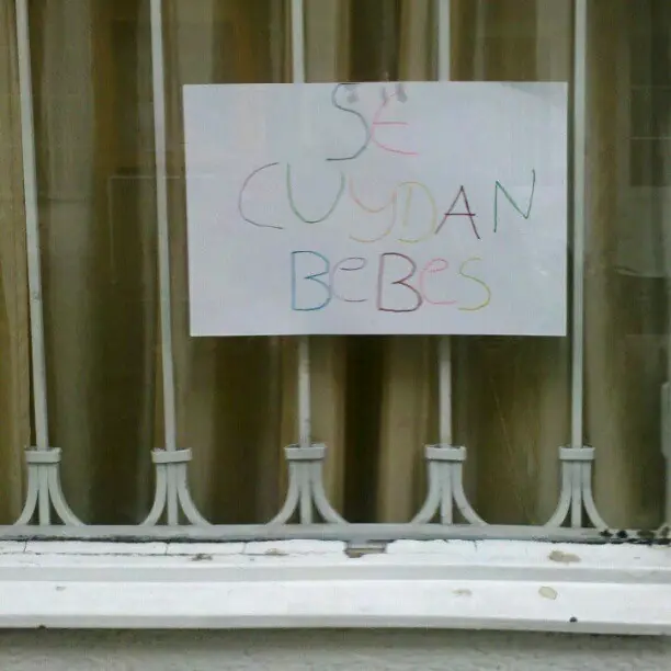 Martes de errores ortográficos, peligro de sangrado de ojo