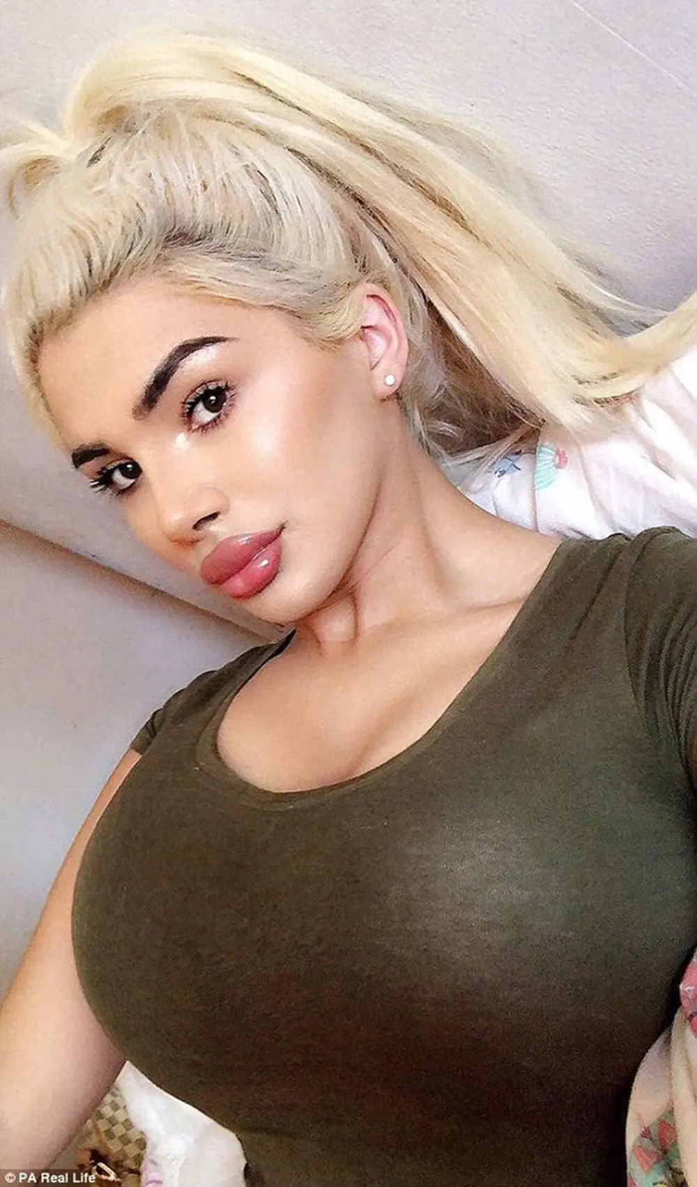 Hombre gastó una fortuna para parecerse a Kim Kardashian