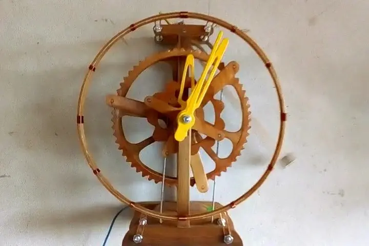Reloj de madera eléctrico