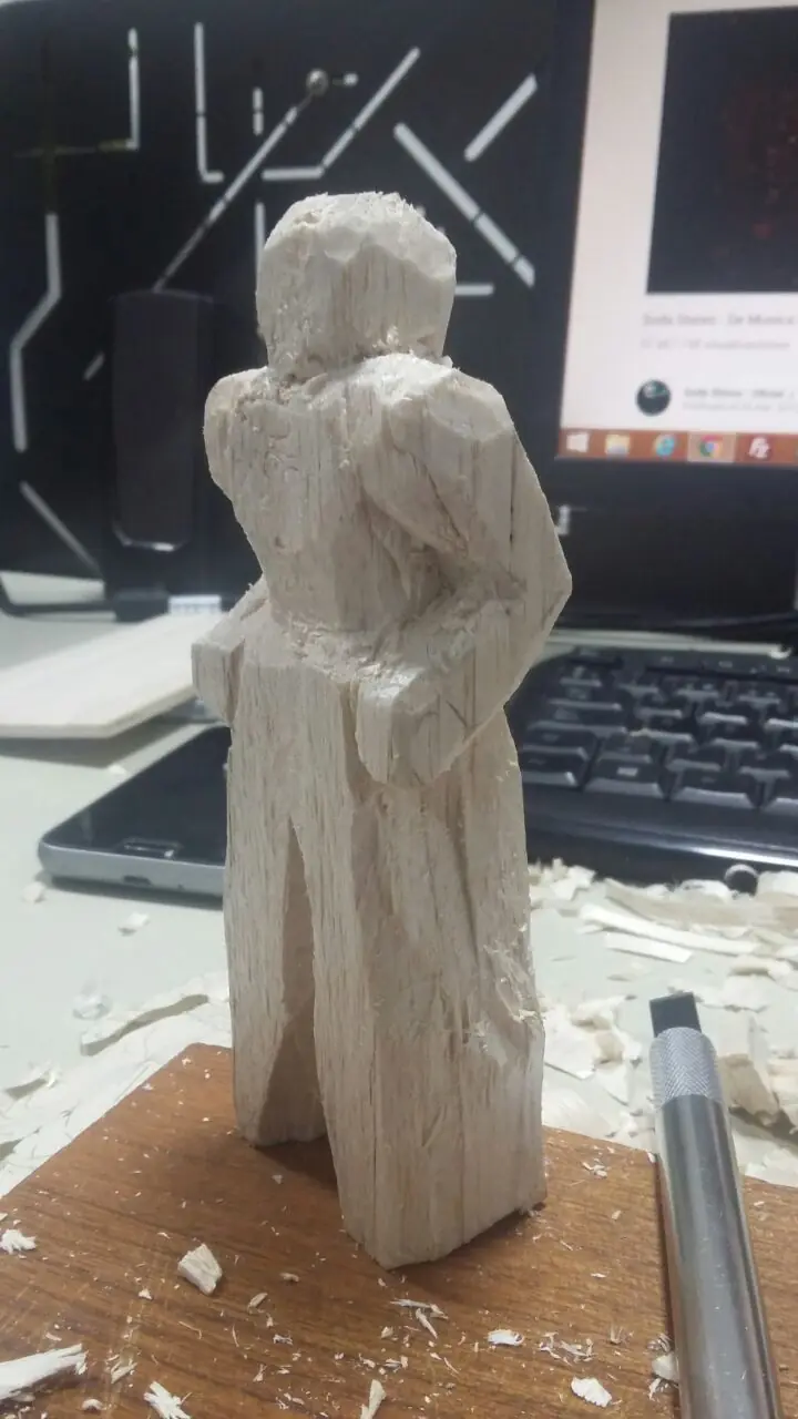 Goku super sayayin 4 en madera