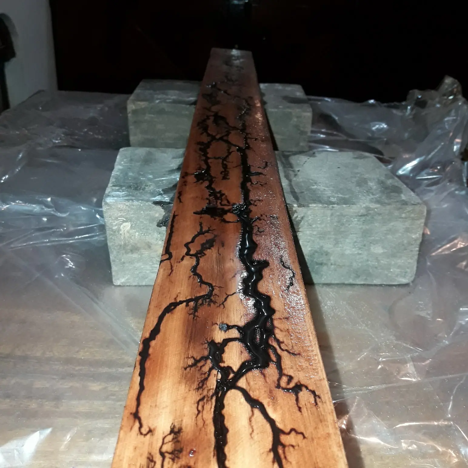 Hágalo usted mismo: Electro Burning Wood