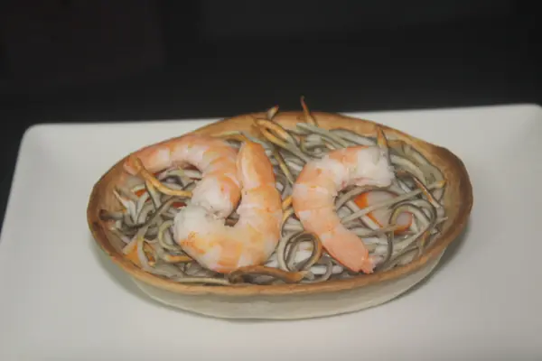 Cestita de gulas con gambas
