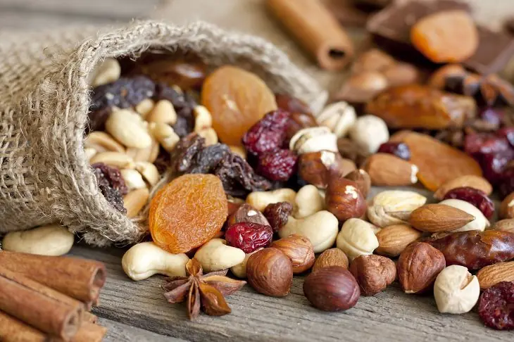 8 Alimentos que aumentan tus niveles de estrógenos